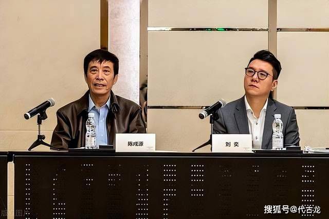 影片以极致震撼的视听效果与革新的;表演捕捉技术获得媒体与粉丝的一片好评，或将再次掀起全民观影狂潮